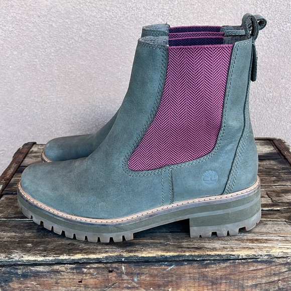 Timberland Courmayer Valley Chelsie Bootie - Picture 3 of 10